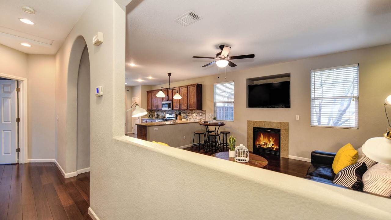 Photo of Livingroom in North Natomas