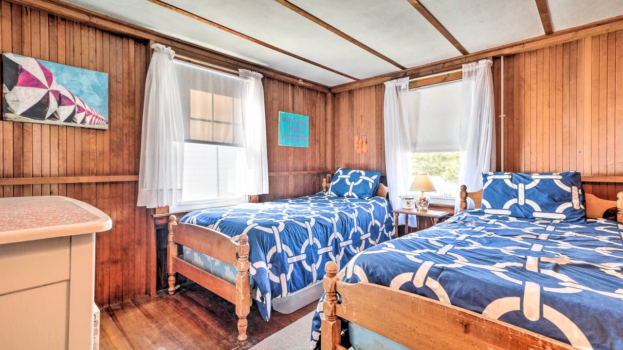 Photo of Bedroom in Old Lyme