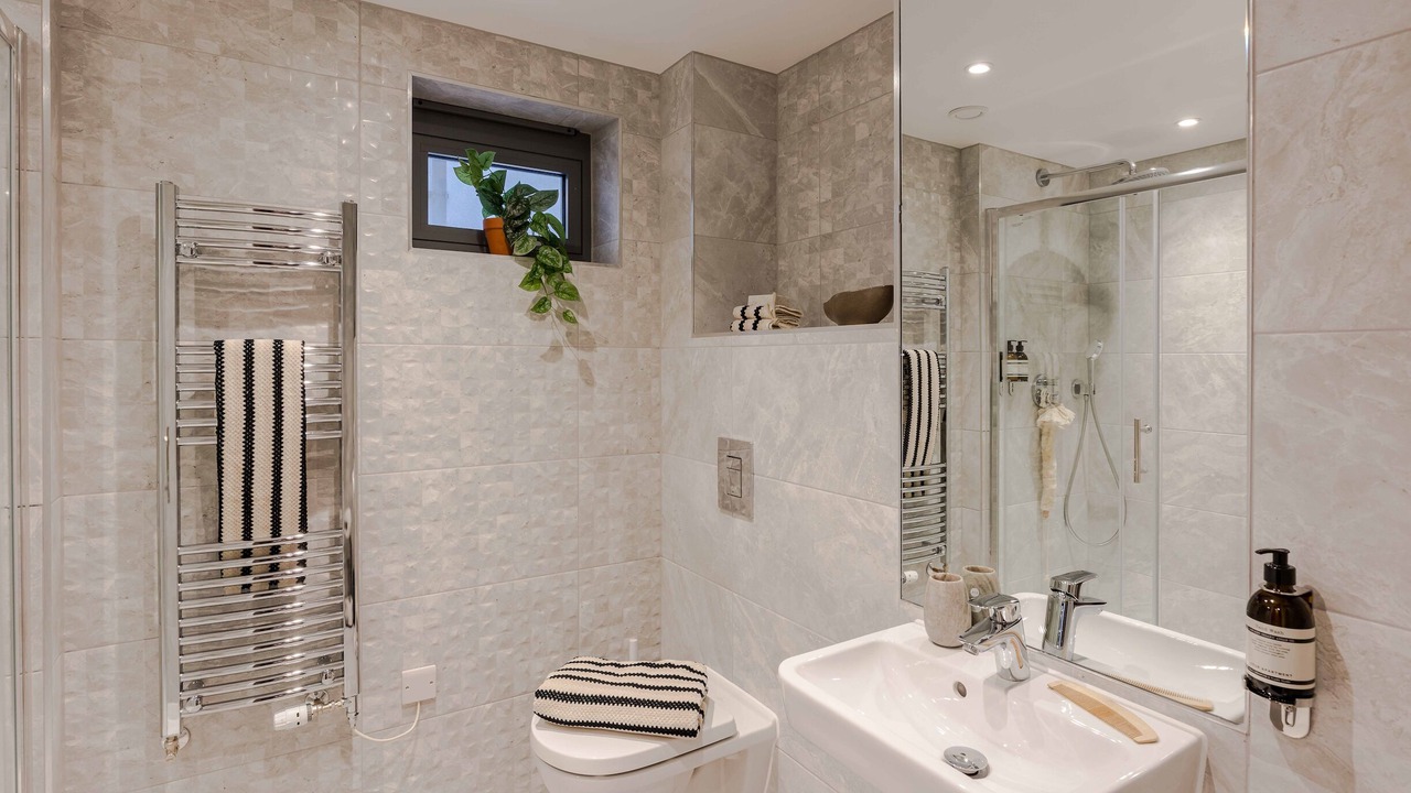 Photo of Bathroom in Bristol Floating Harbour