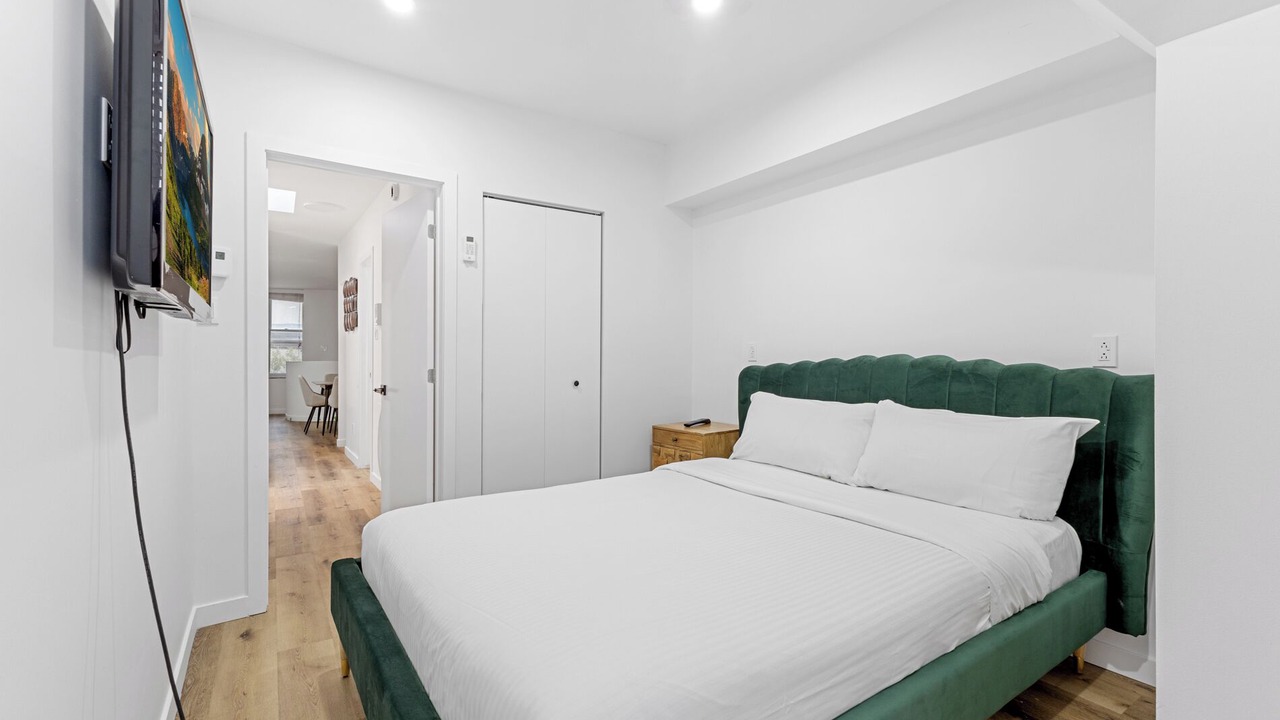 Photo of Bedroom in Quartier des Spectacles