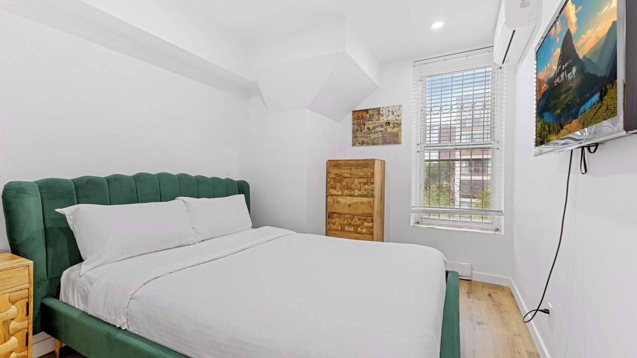 Photo of Bedroom in Quartier des Spectacles