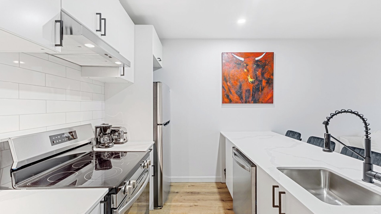 Photo of Kitchen in Quartier des Spectacles