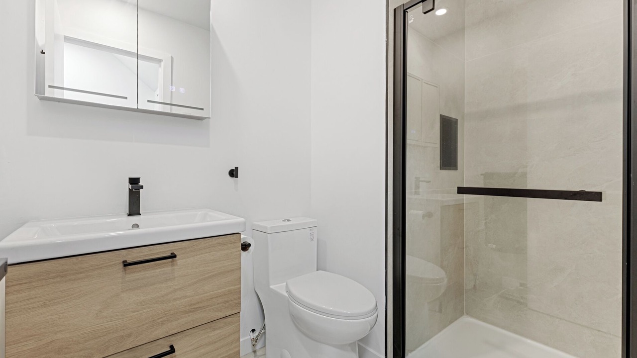 Photo of Bathroom in Quartier des Spectacles