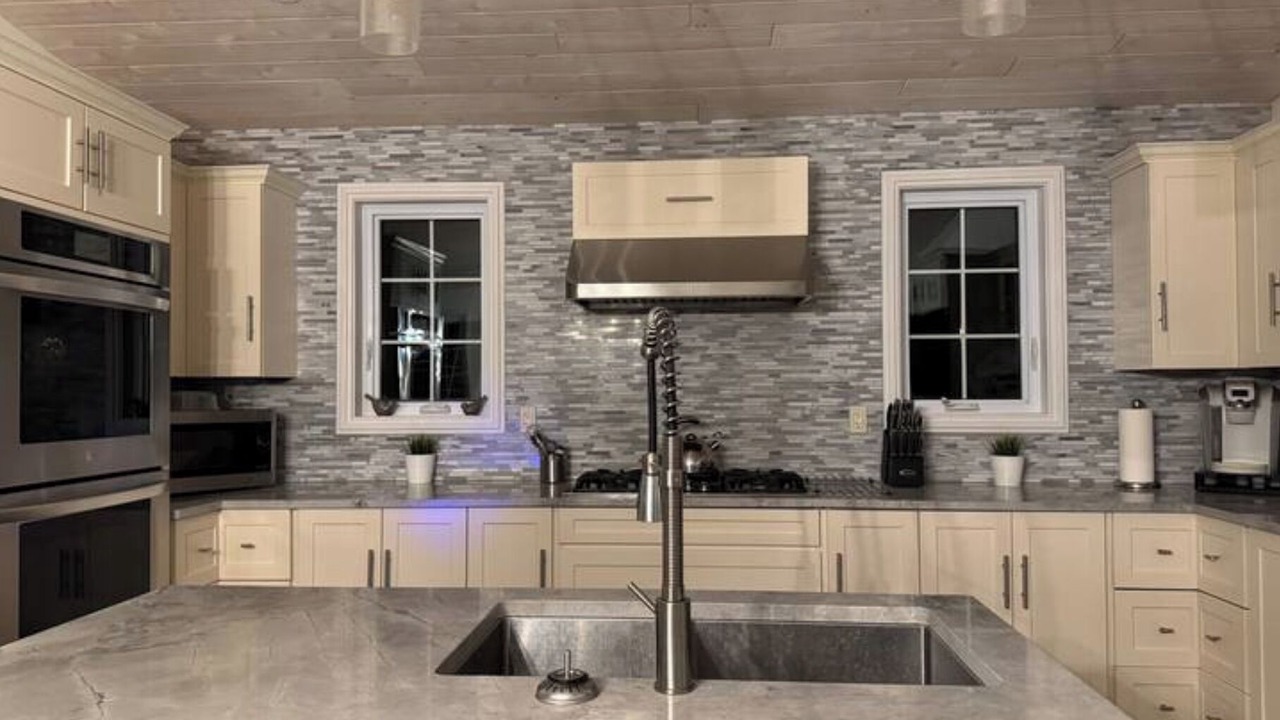 Photo of Kitchen in Rossport