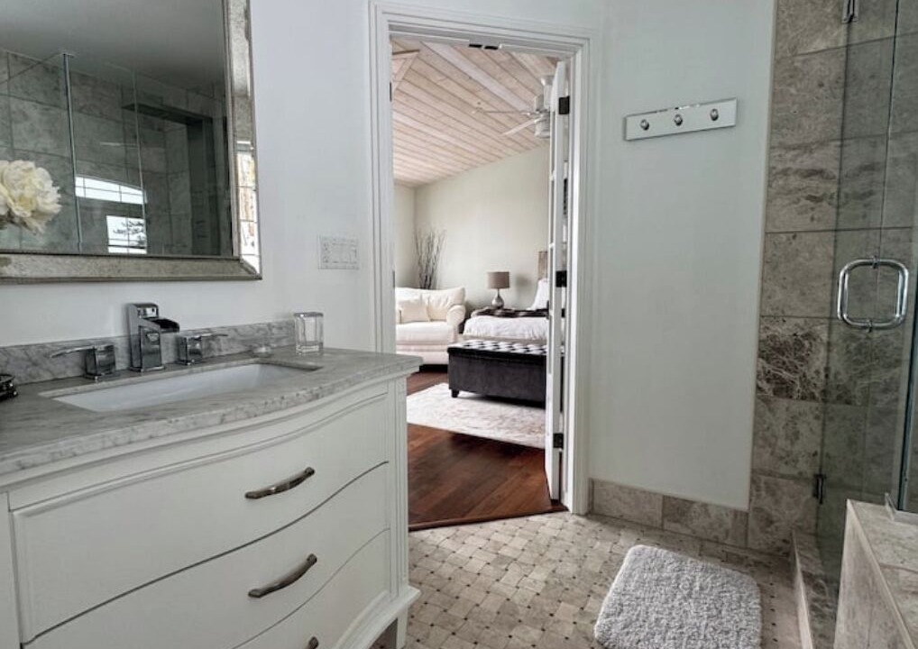 Photo of Bathroom in Rossport