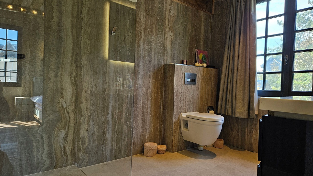 Photo of Bathroom in Benerville-sur-Mer