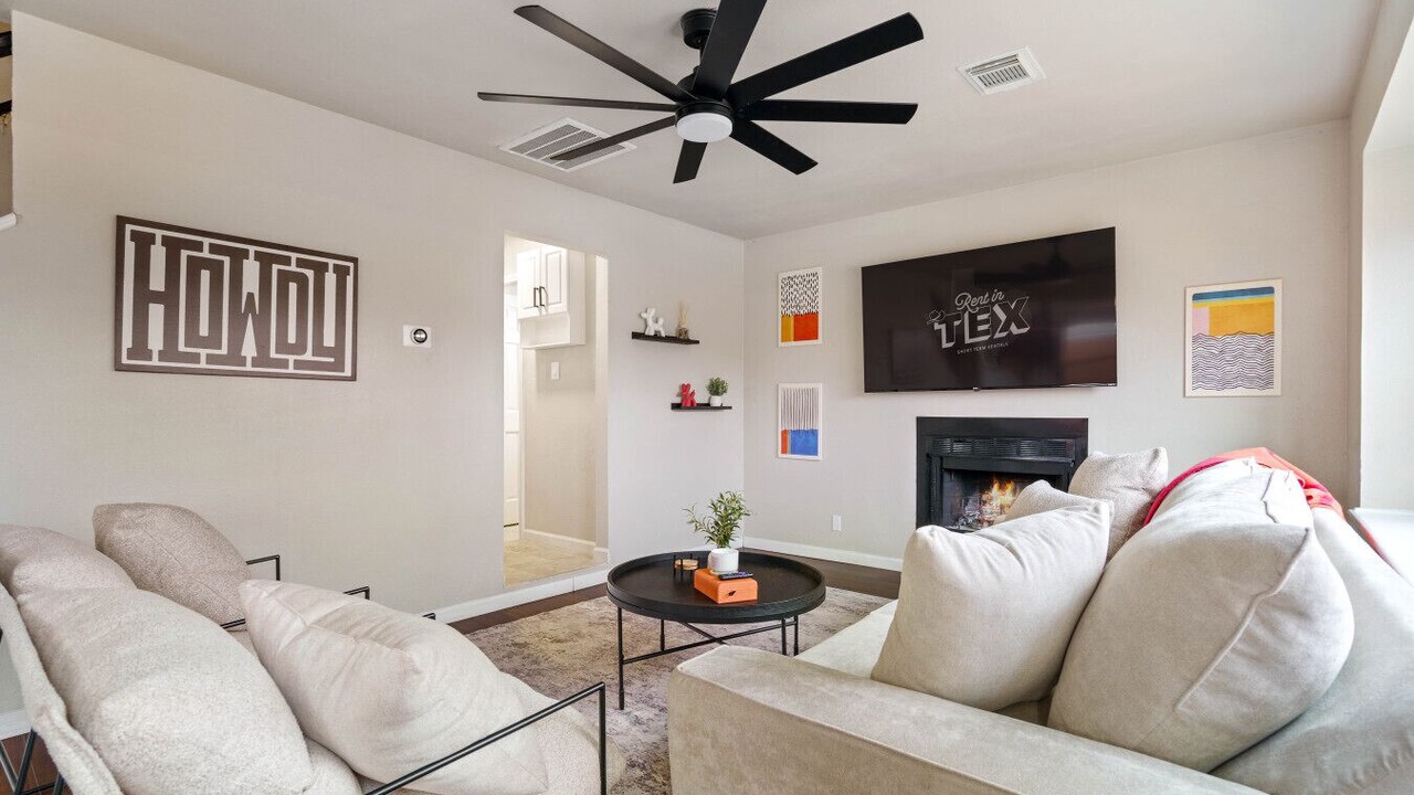 Photo of Livingroom in Cedar Park