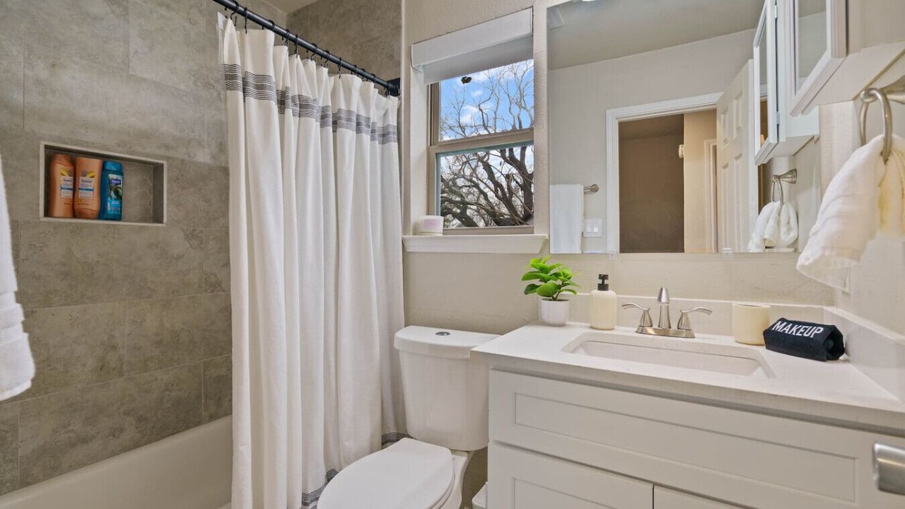 Photo of Bathroom in Cedar Park