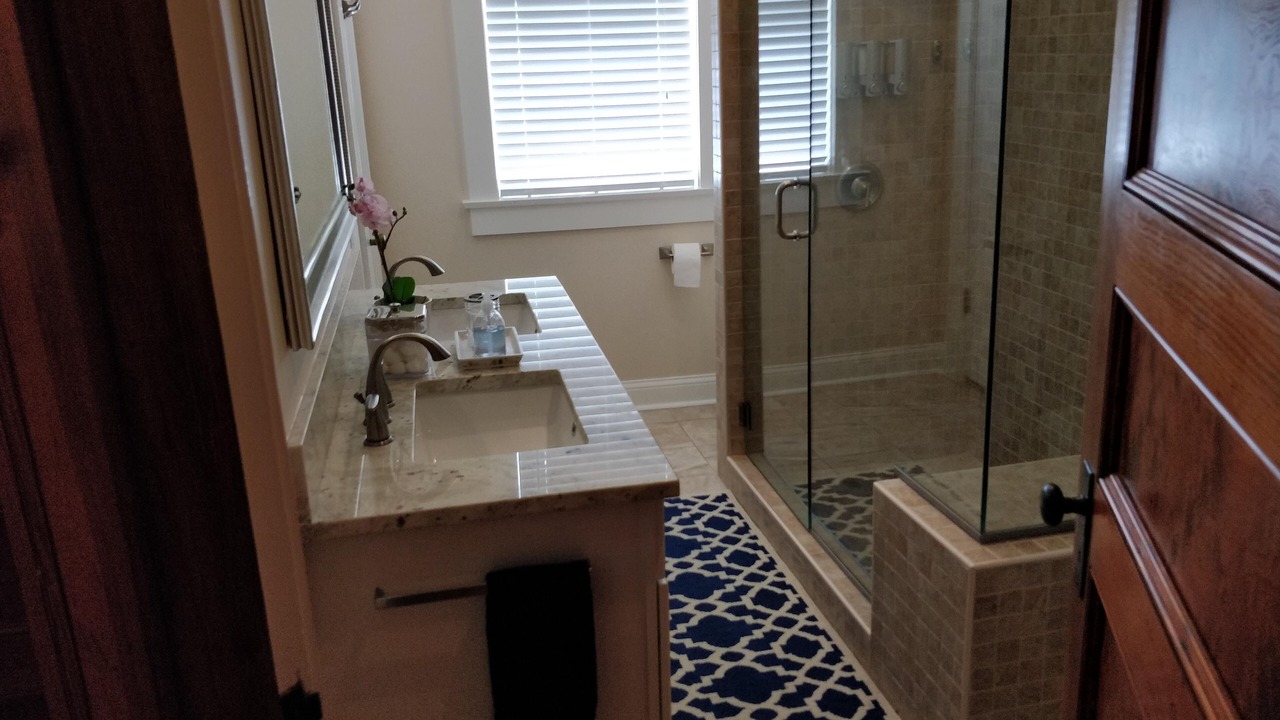 Photo of Bathroom in Central West End