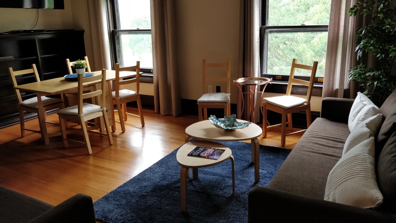 Photo of Livingroom in Central West End