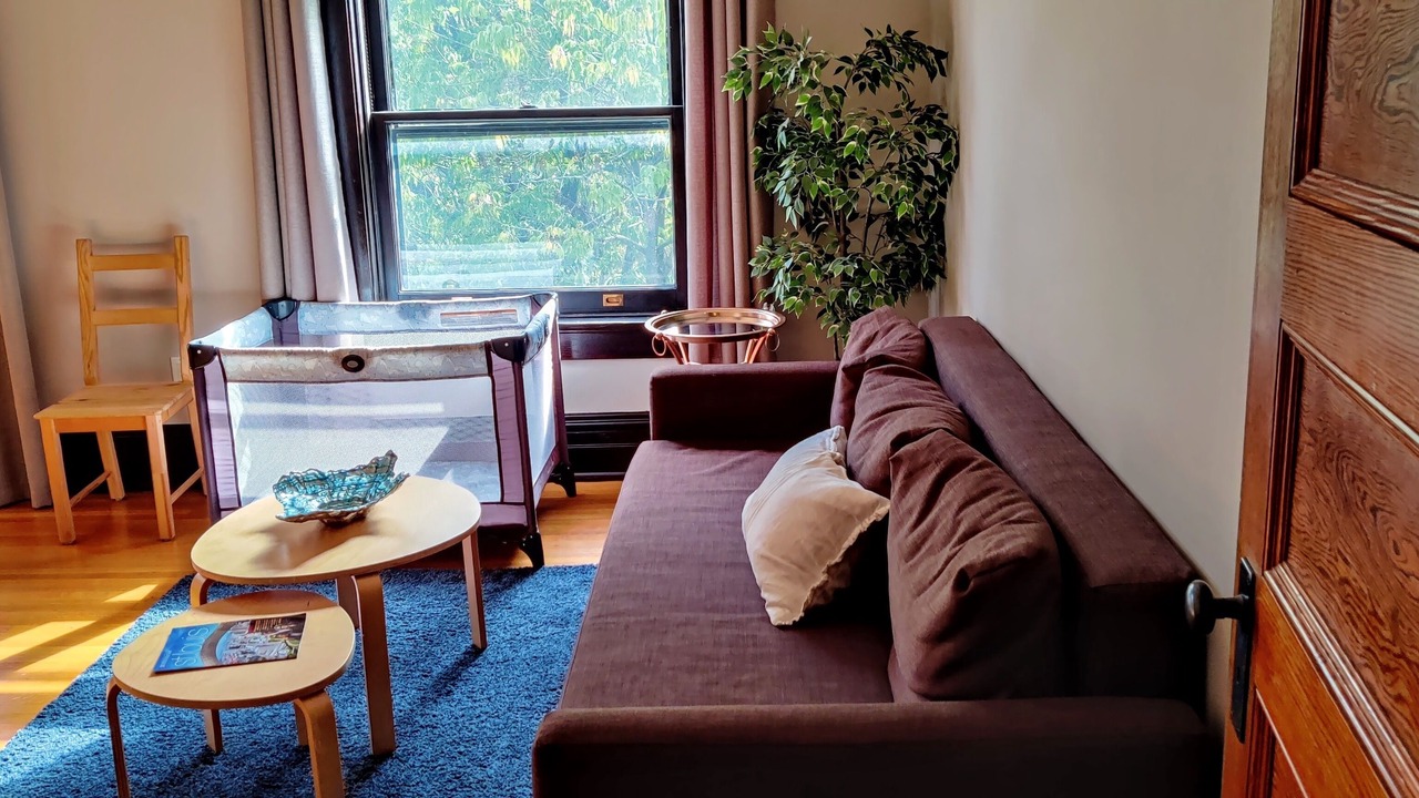 Photo of Livingroom in Central West End