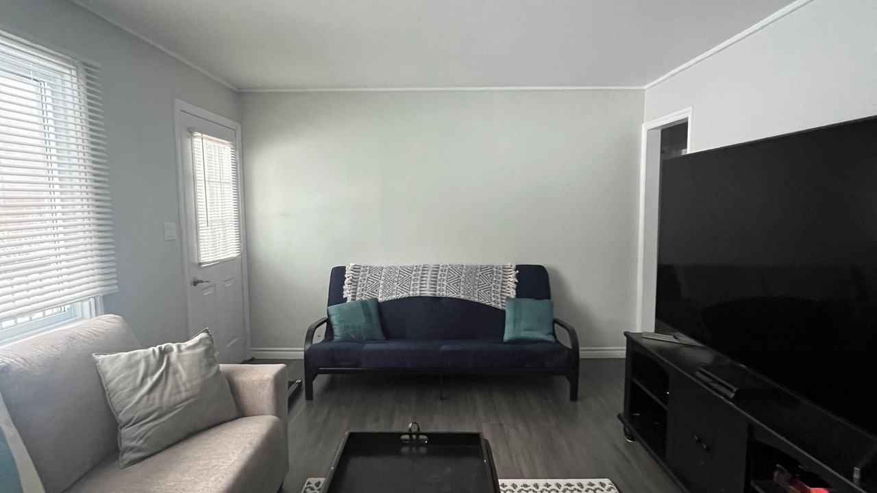 Photo of Livingroom in Kinmount