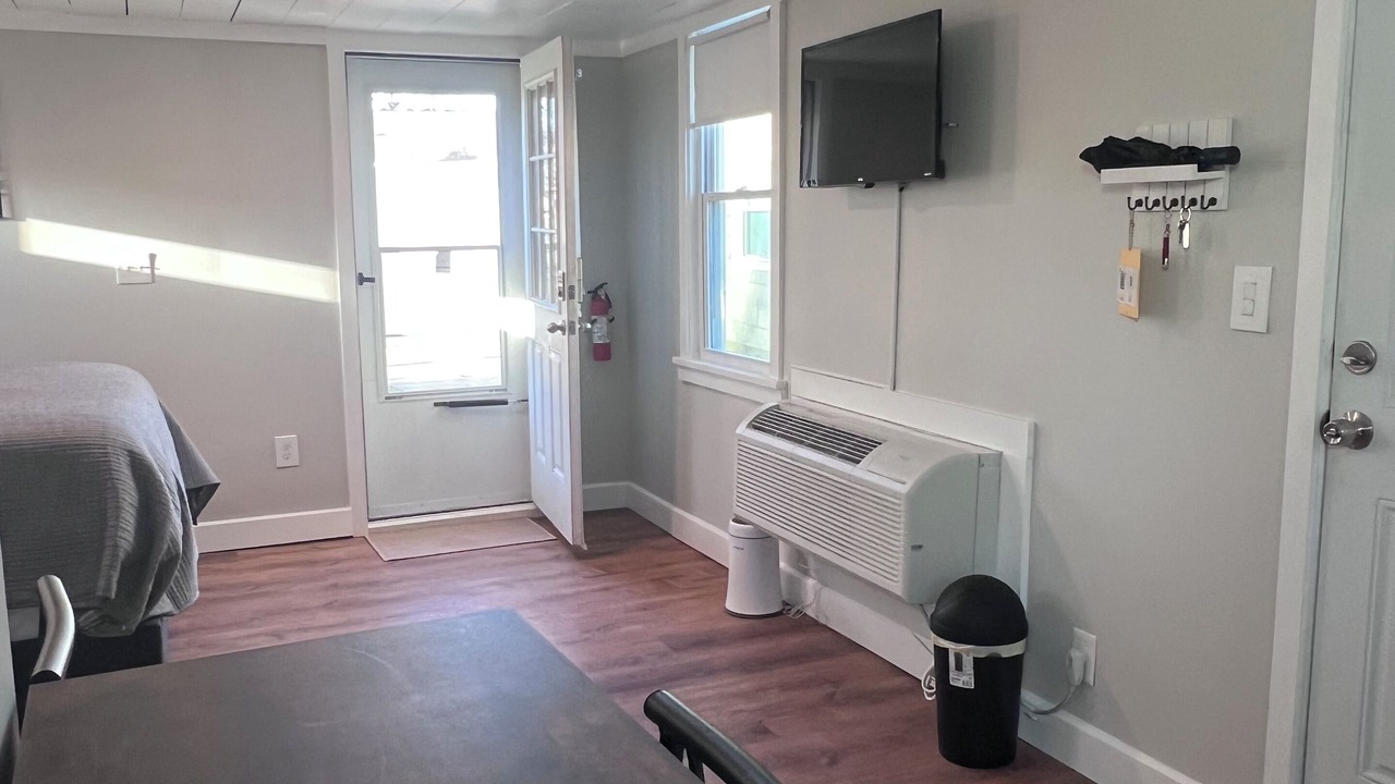 Photo of Bedroom in Berea