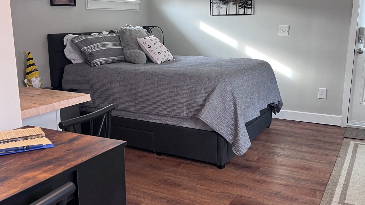 Photo of Bedroom in Berea