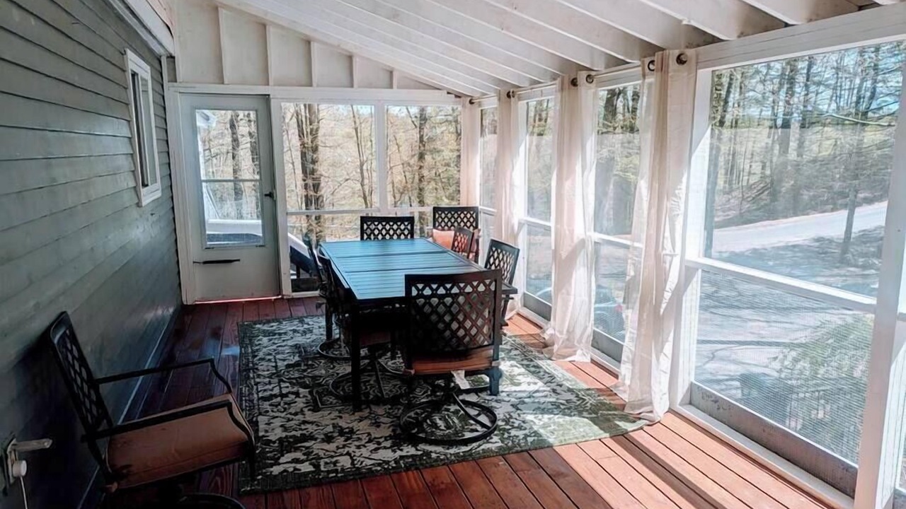 Photo of Others in Nottingham