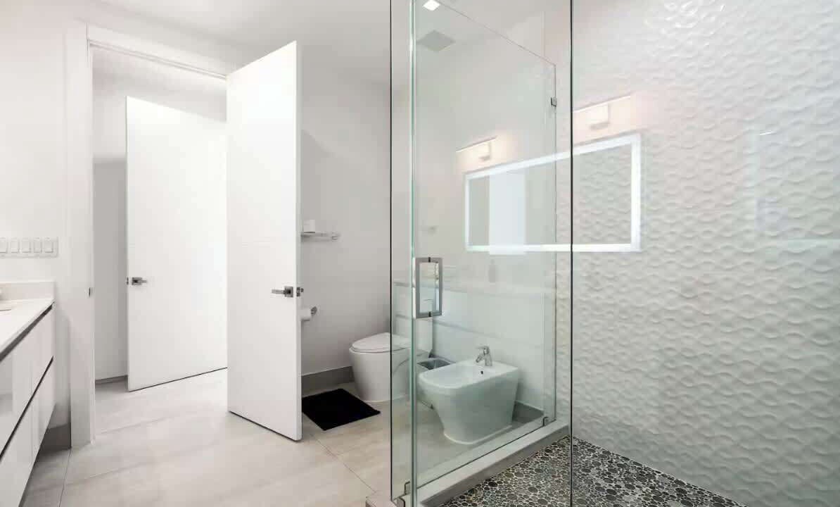 Photo of Bathroom in The Roads