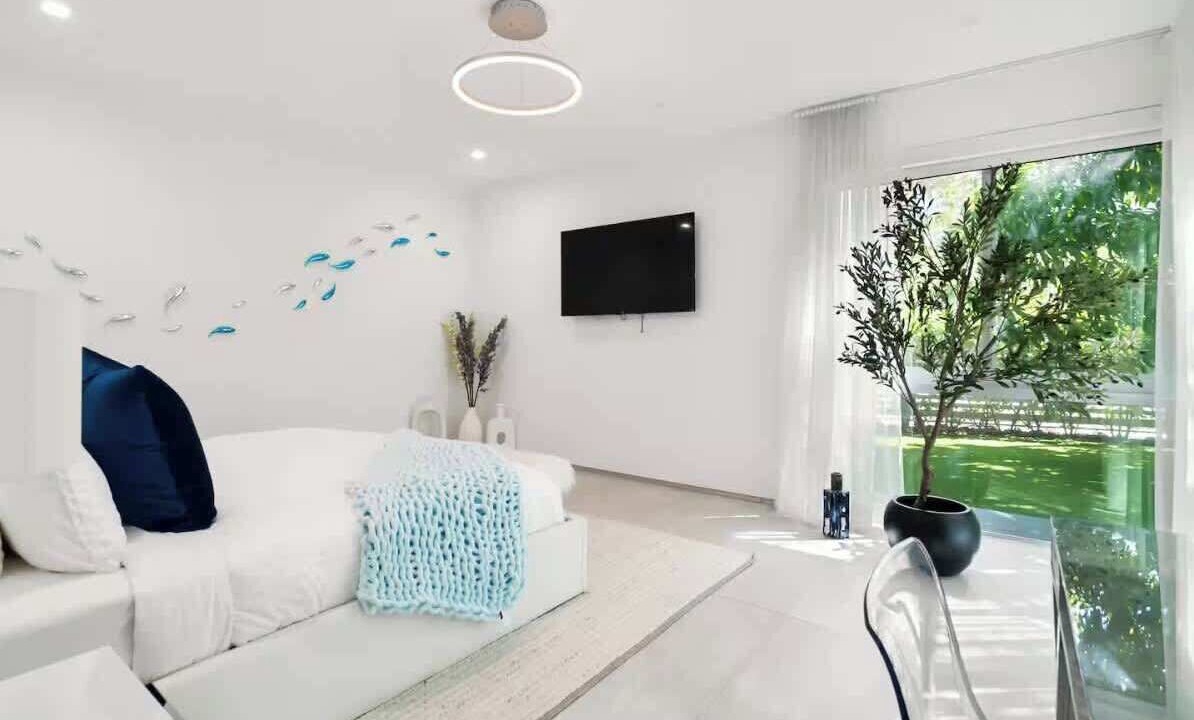 Photo of Bedroom in The Roads