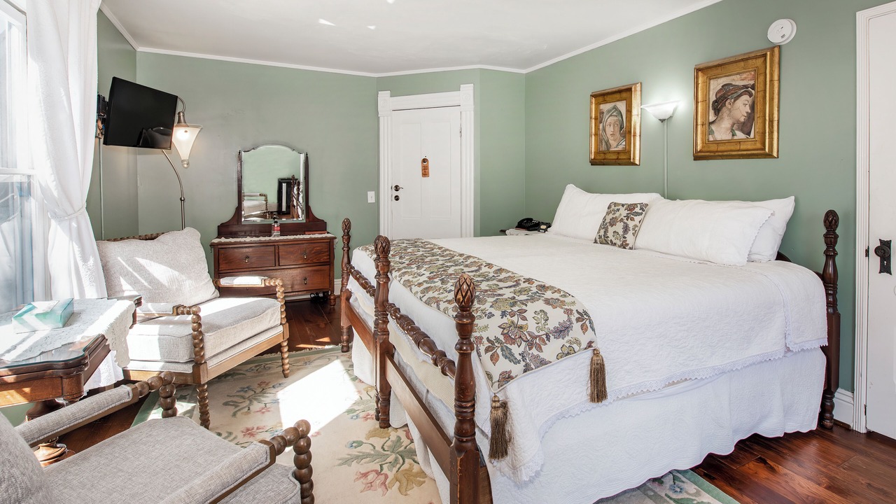 Photo of Bedroom in Oak Park