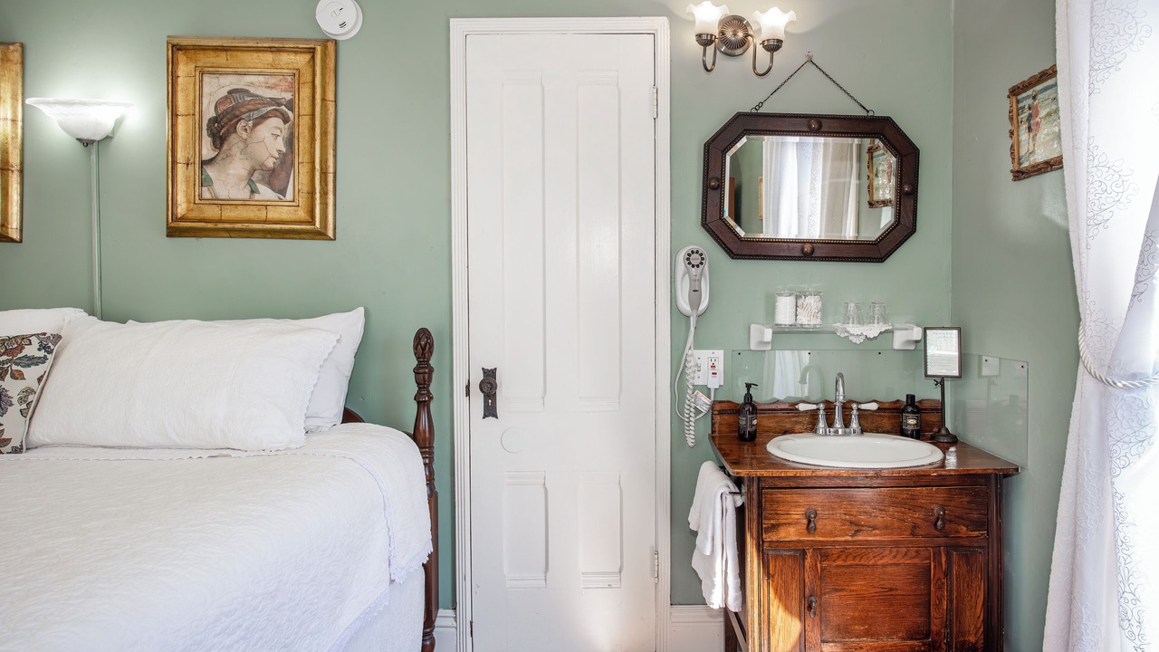 Photo of Bedroom in Oak Park