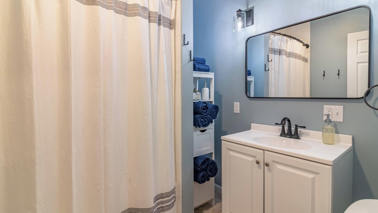 Photo of Bathroom in West Tremont