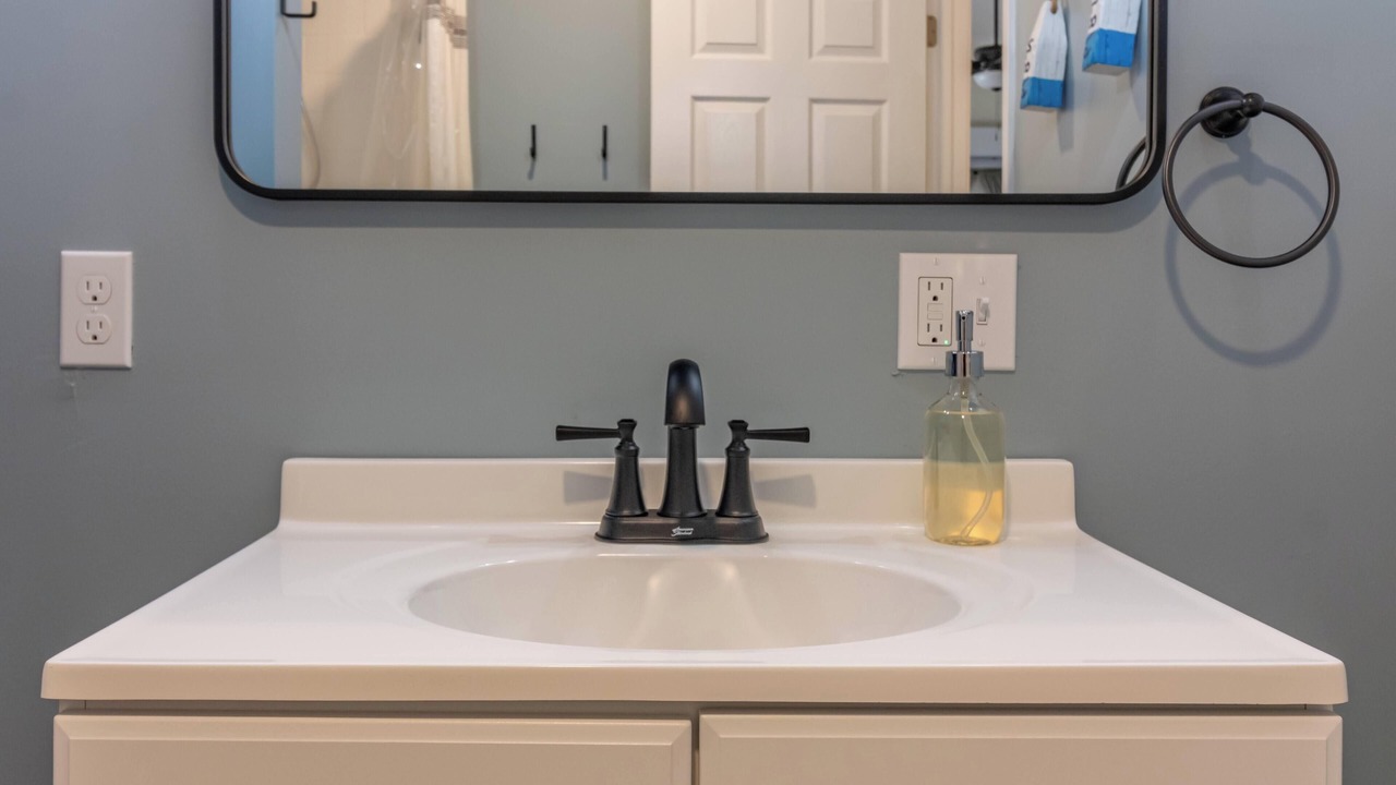 Photo of Bathroom in West Tremont