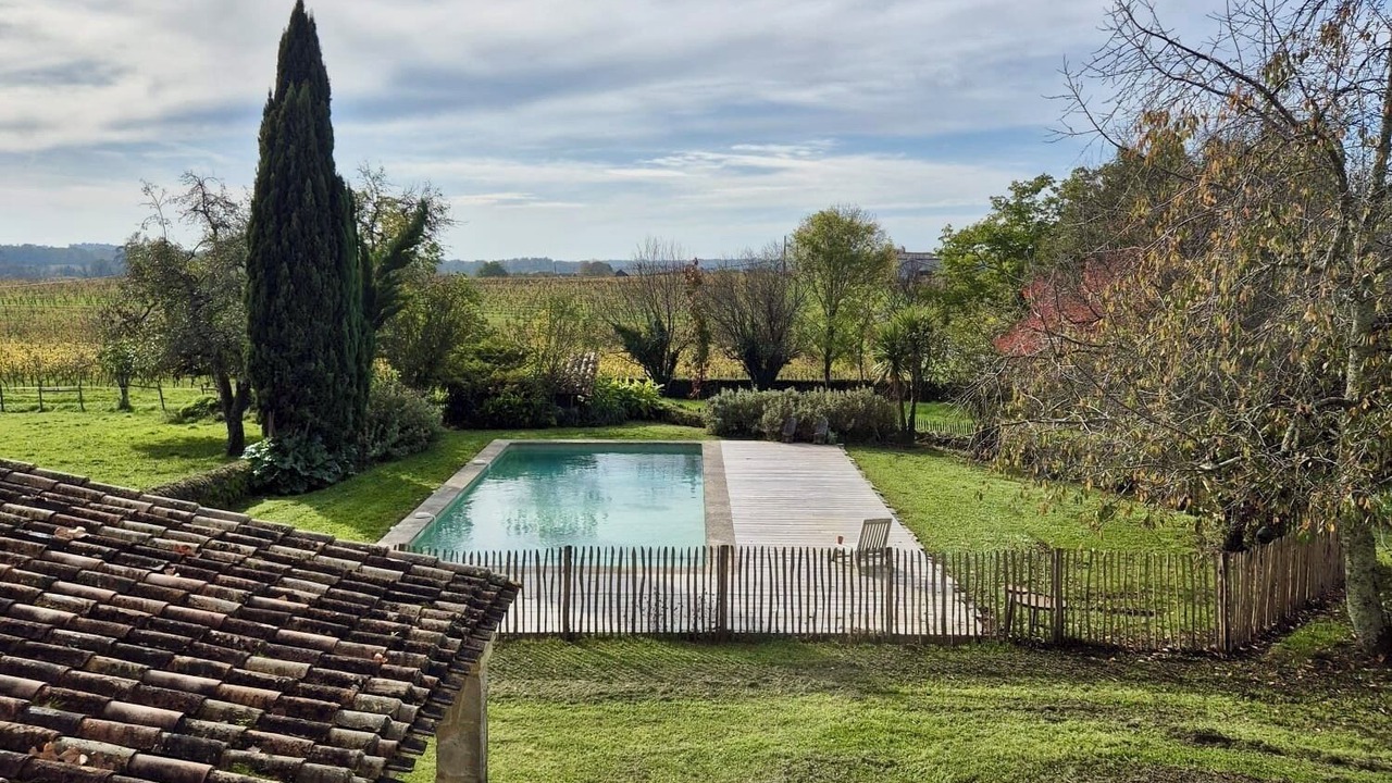 Photo of Outdoor in Ladaux