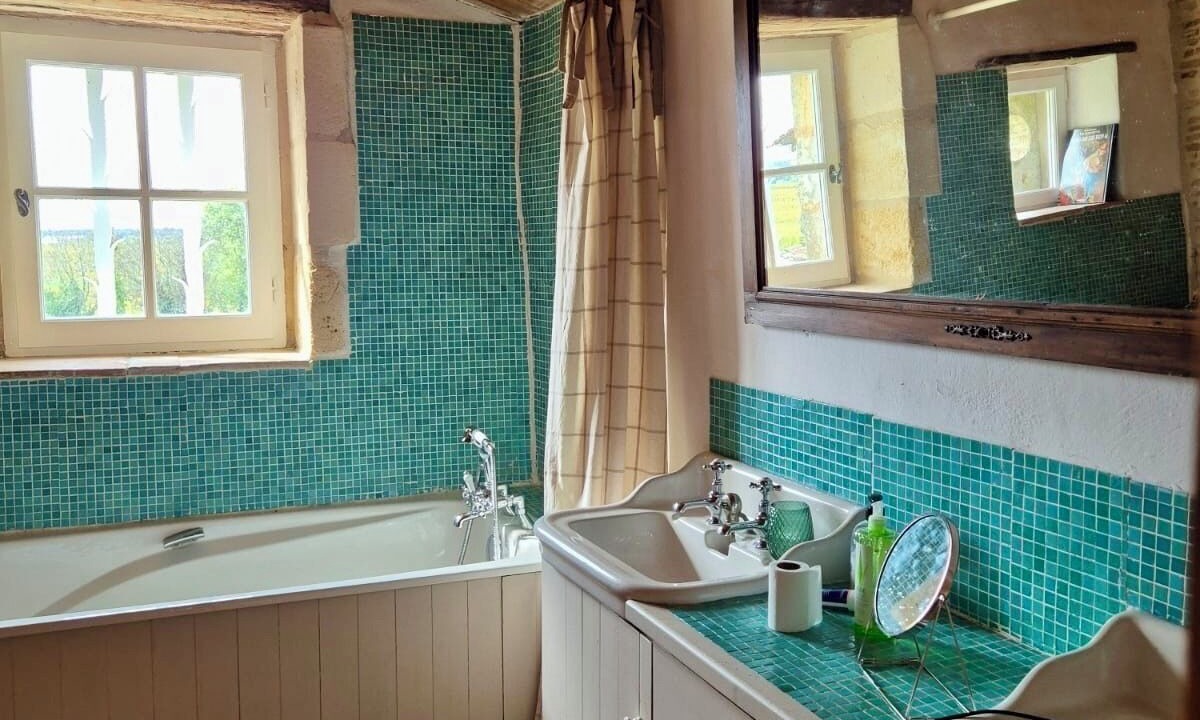 Photo of Bathroom in Ladaux