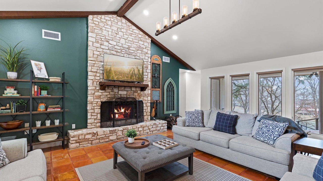 Photo of Livingroom in Seguin