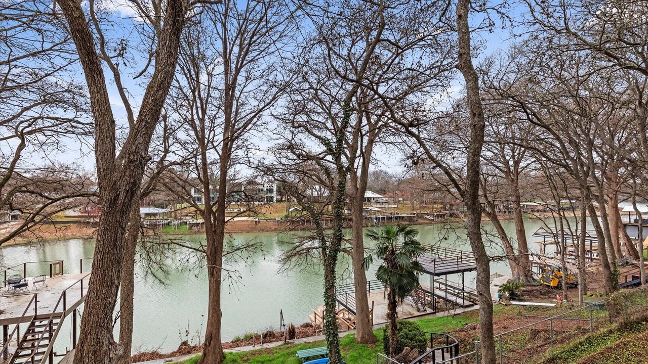 Photo of Others in Seguin