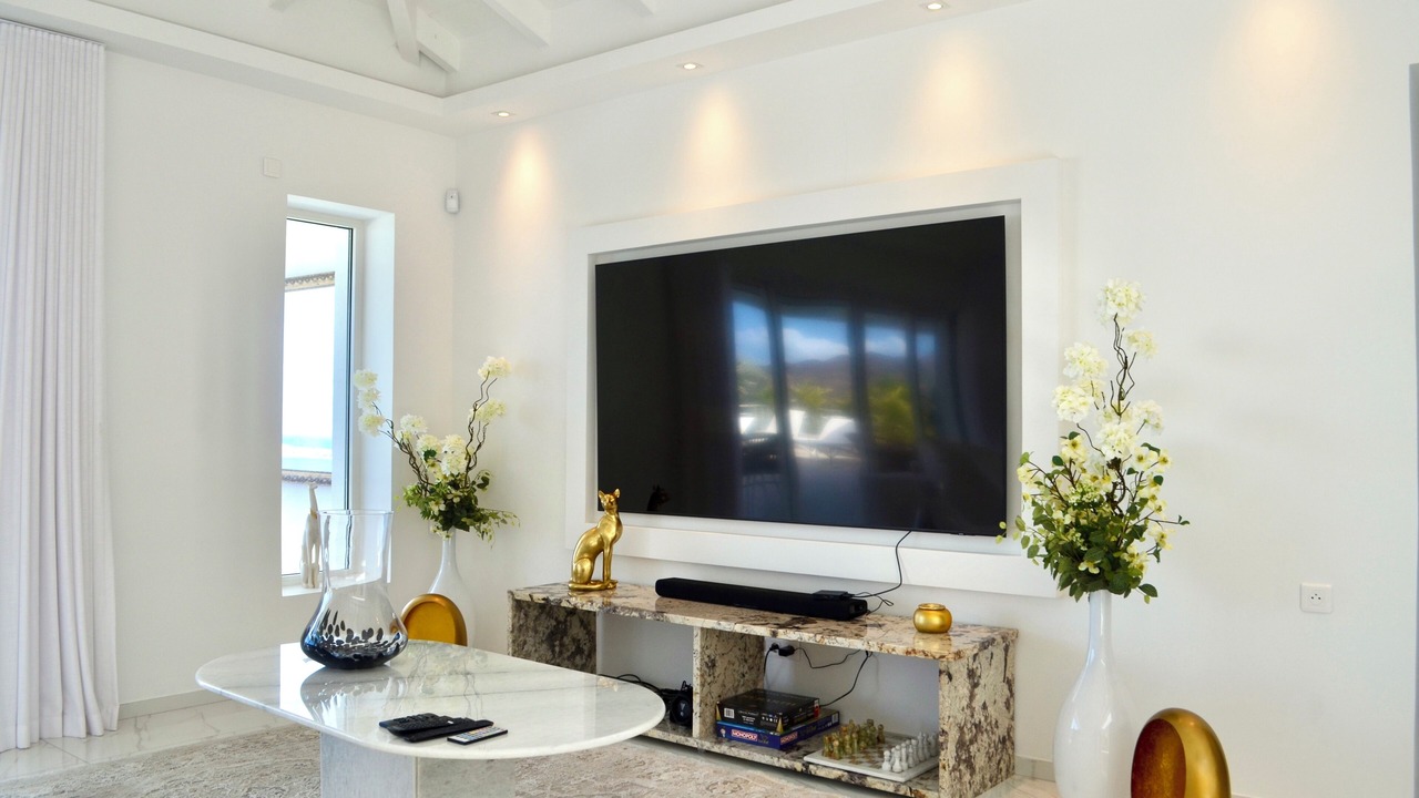 Photo of Livingroom in Orient Bay