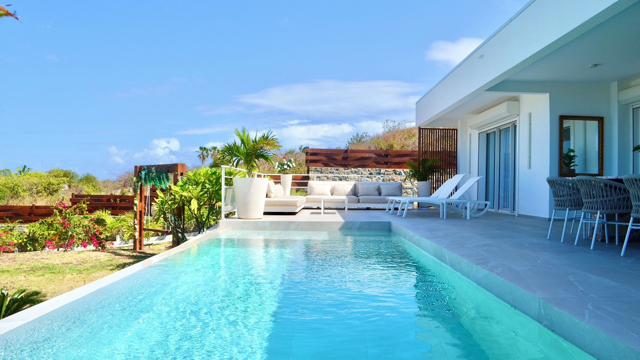 Photo of Outdoor in Orient Bay