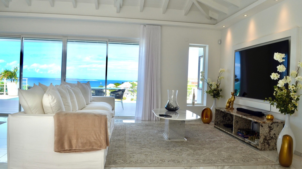 Photo of Livingroom in Orient Bay