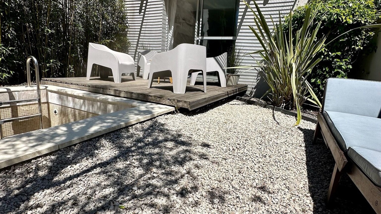 Photo of Outdoor in Assas