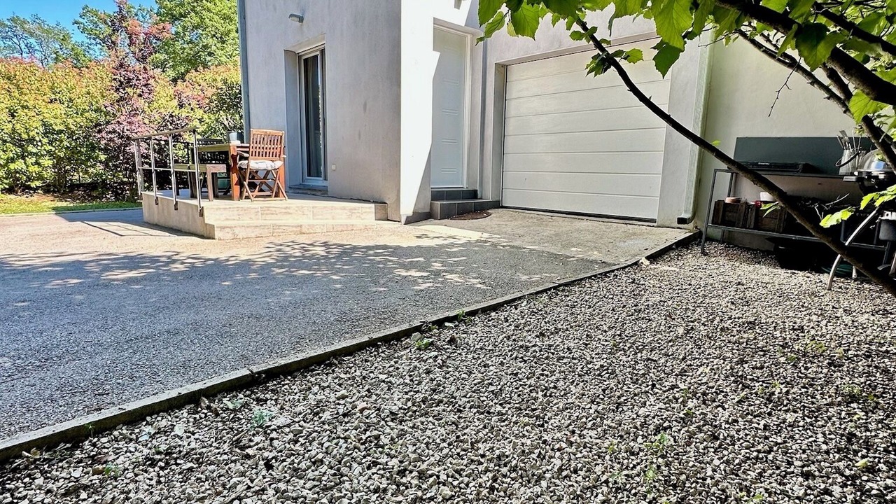Photo of Patio Balcony in Assas