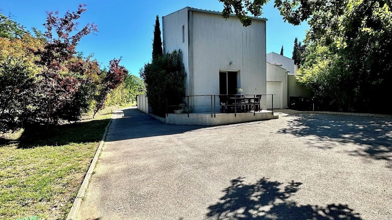 Photo of Outdoor in Assas