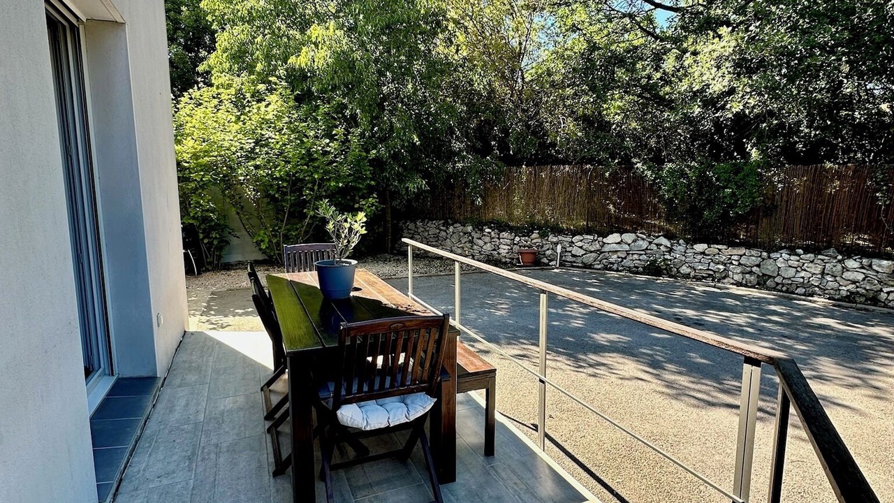 Photo of Outdoor in Assas