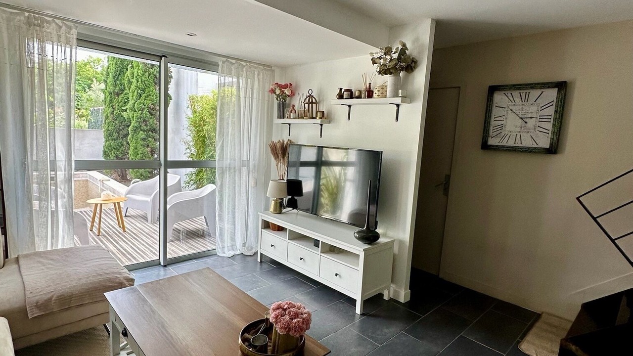 Photo of Livingroom in Assas