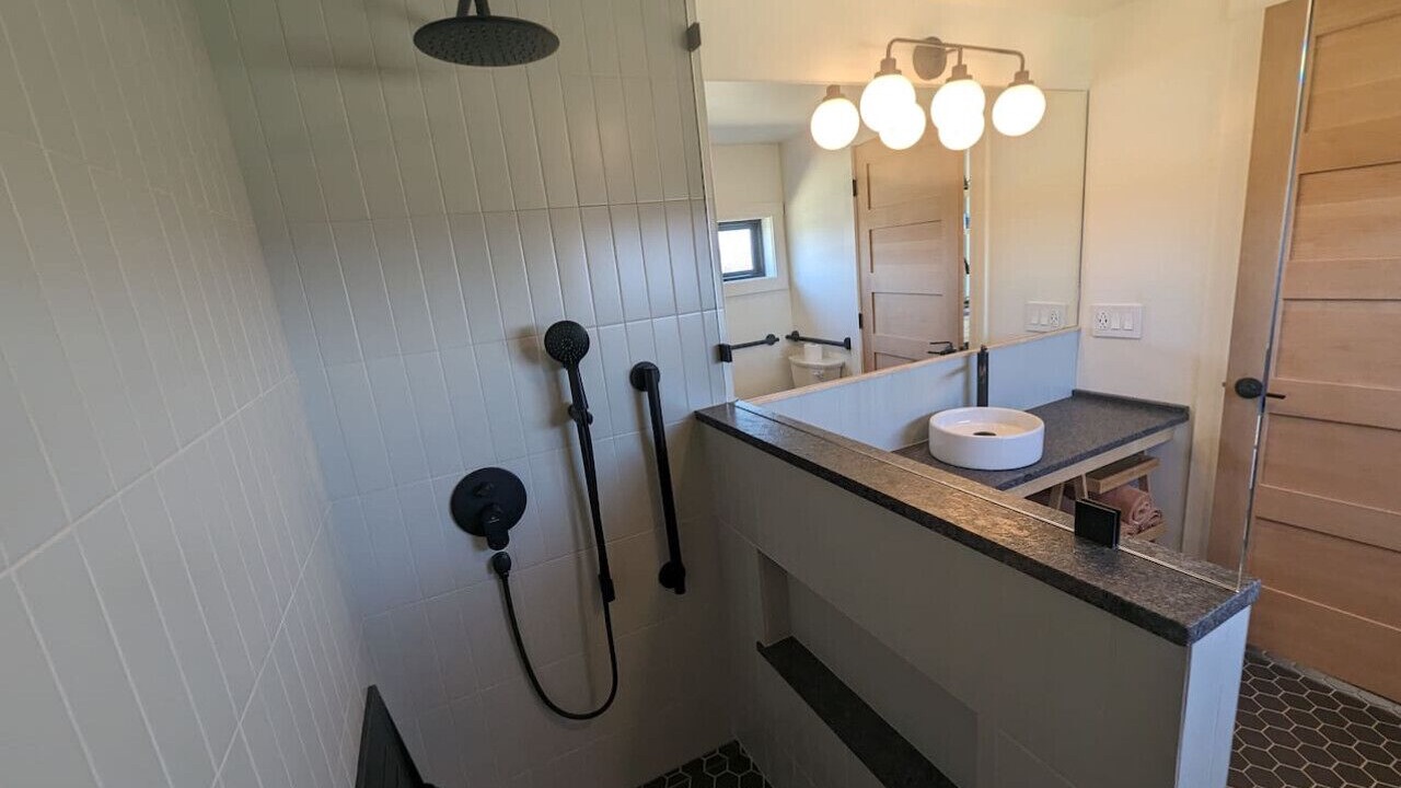 Photo of Bathroom in Frankfort