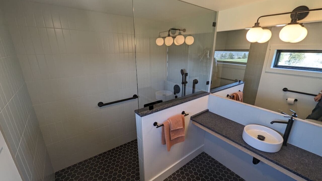 Photo of Bathroom in Frankfort