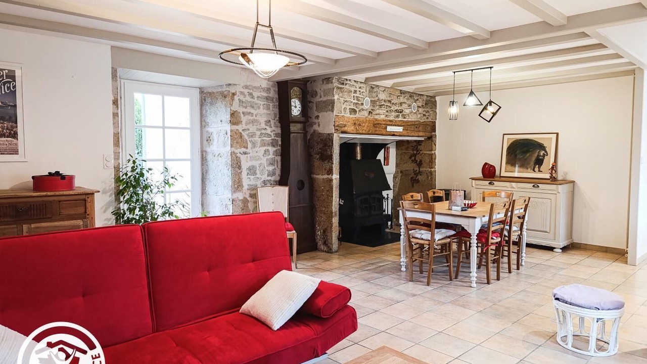 Photo of Livingroom in Cavagnac