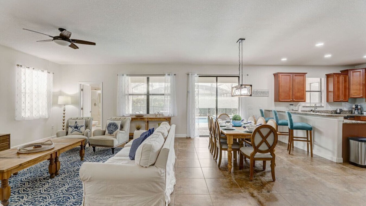 Photo of Others in Davenport