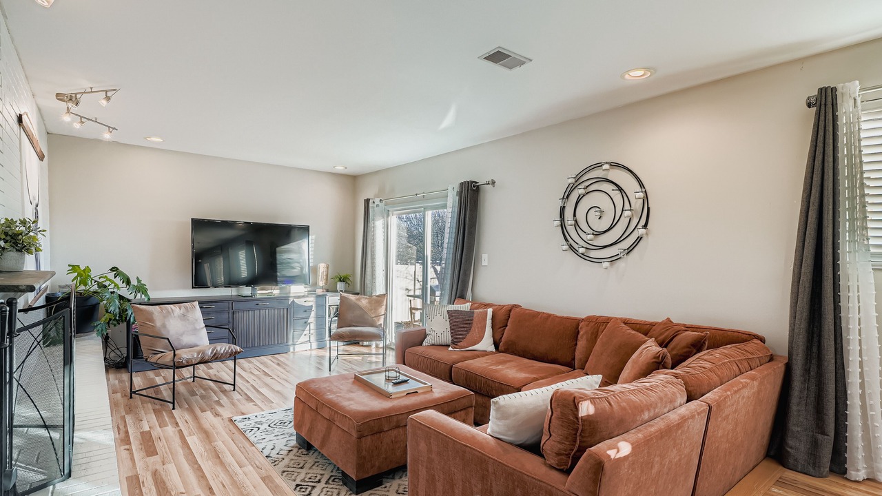 Photo of Livingroom in Allendale Area