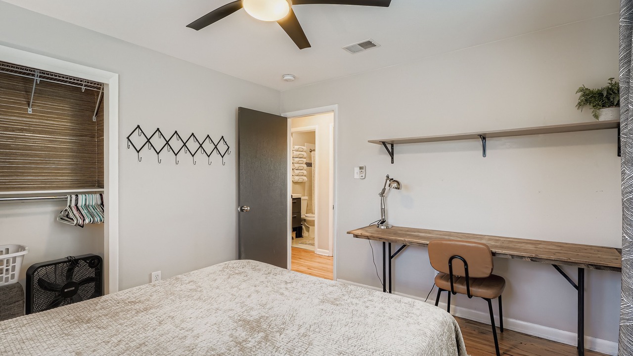 Photo of Bedroom in Allendale Area