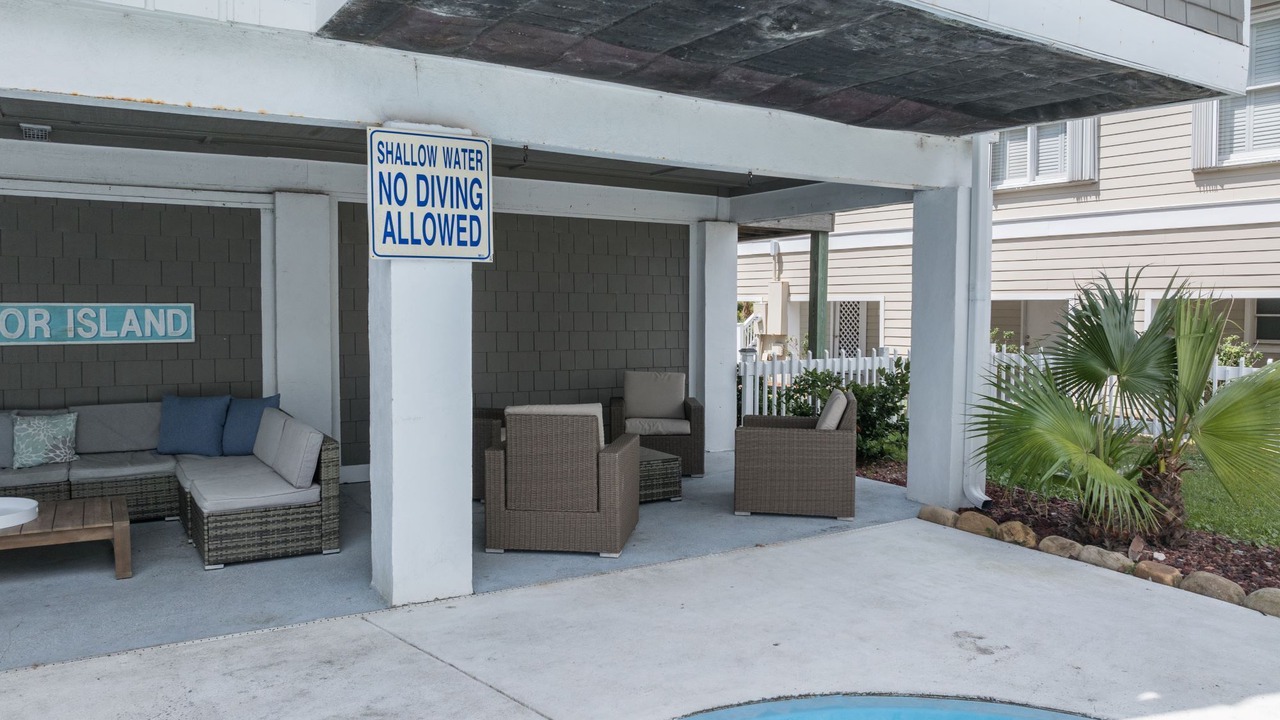 Photo of Patio Balcony in Beachwalk
