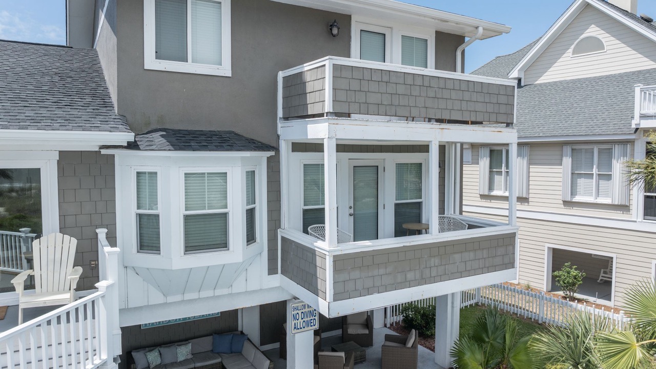 Photo of Patio Balcony in Beachwalk