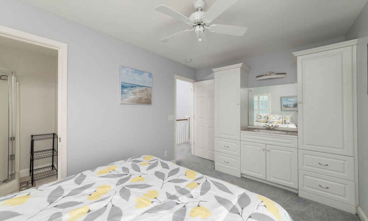 Photo of Bedroom in Oceanmarsh Subdivision