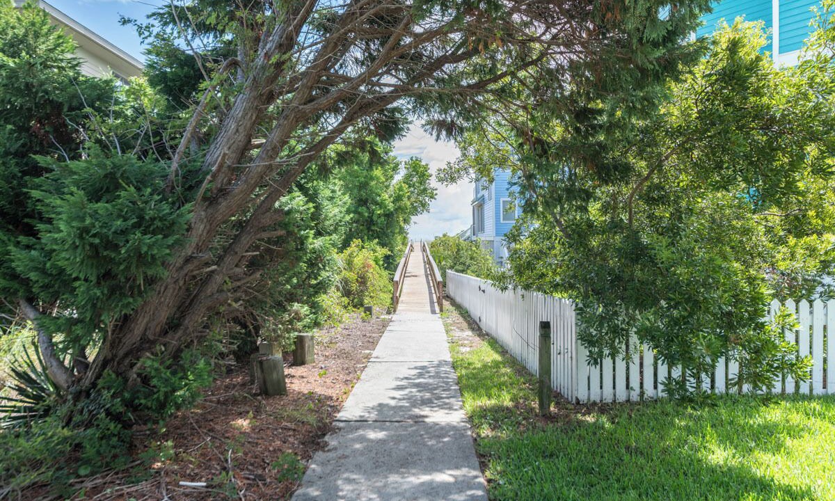 Photo of Outdoor in Oceanmarsh Subdivision