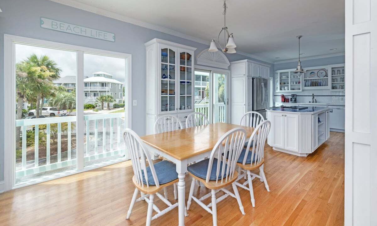 Photo of Others in Oceanmarsh Subdivision