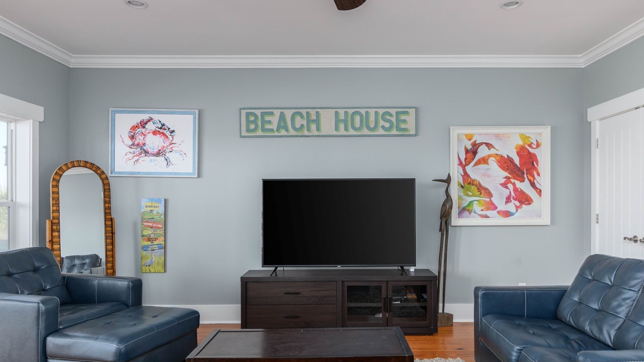 Photo of Livingroom in Oceanmarsh Subdivision