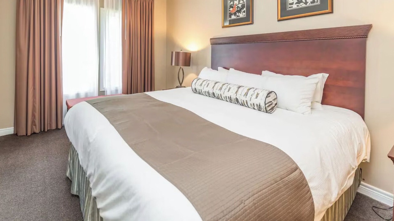 Photo of Bedroom in Oro-Medonte